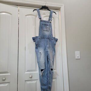 Celebrity Pink Juniors Boyfriend Wash Demin Overall size 9/29